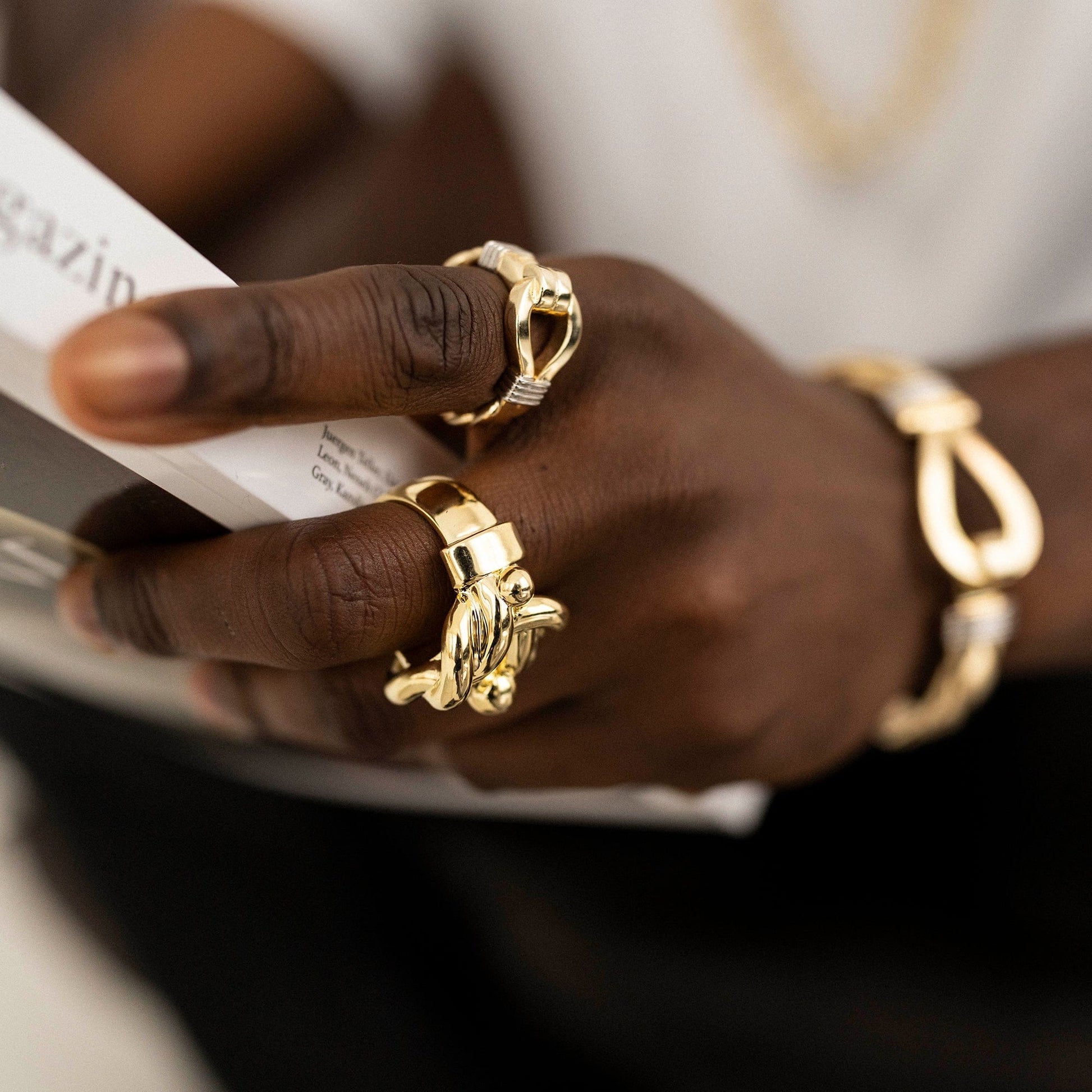 The Everyday Statement Ring Ring Single Hook Ring - Gold