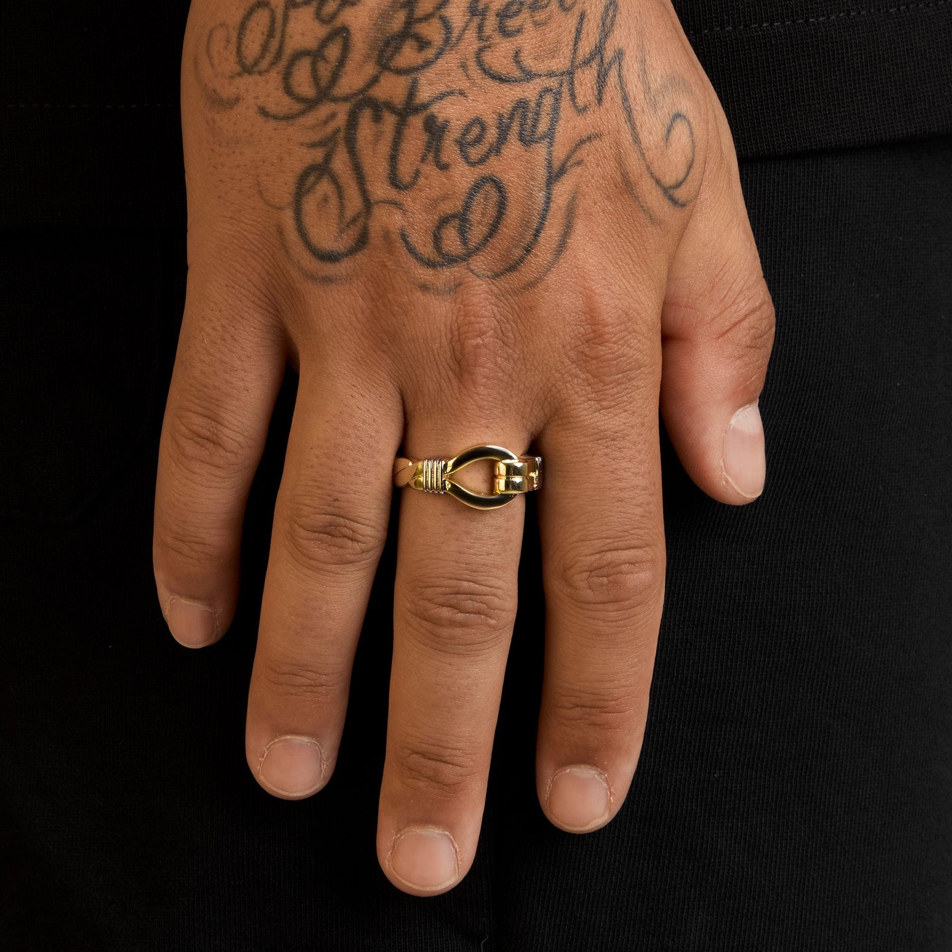 The Everyday Statement Ring Ring Single Hook Ring - Gold
